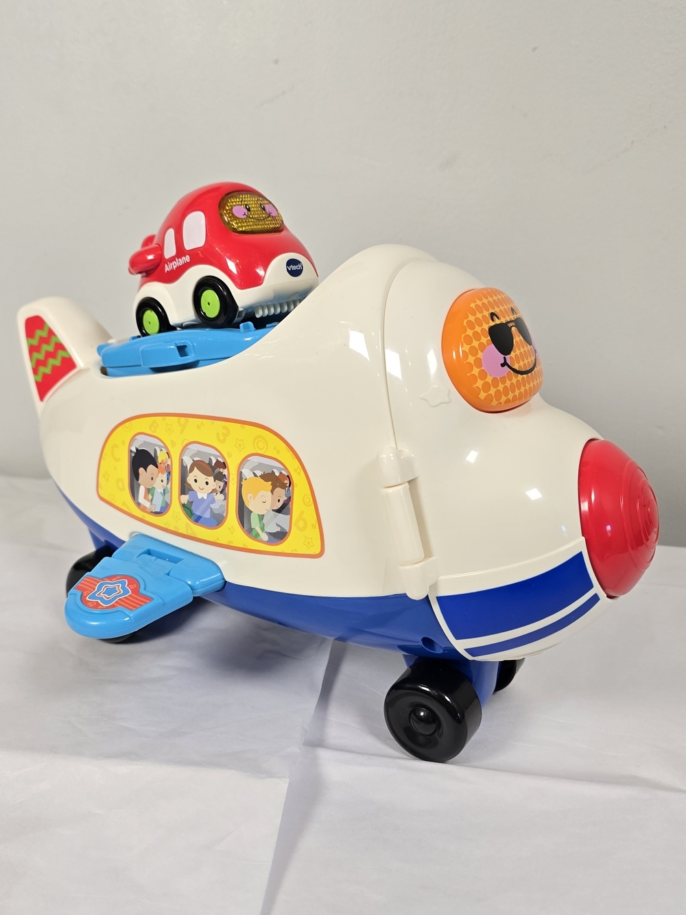 VTech Go! Go! Smart Wheels Racing Runway Airplane with Toy Vehicle